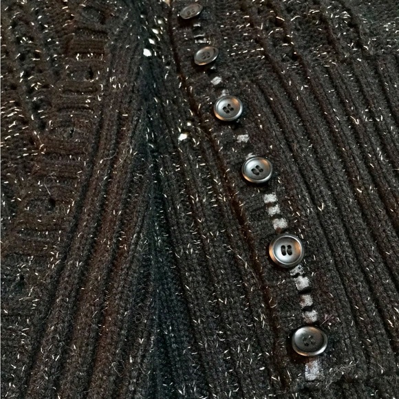 Razzle Dazzle Black and Gold Button Up, 3/4 Sleeve Cropped Knit Sweater, Sz M - Picture 8 of 8